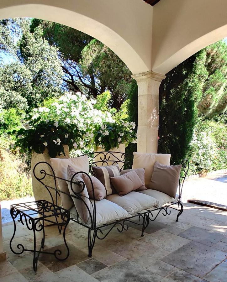Maison Prestige Saint Tropez By Roberto Geissini Grimaud Exteriér fotografie
