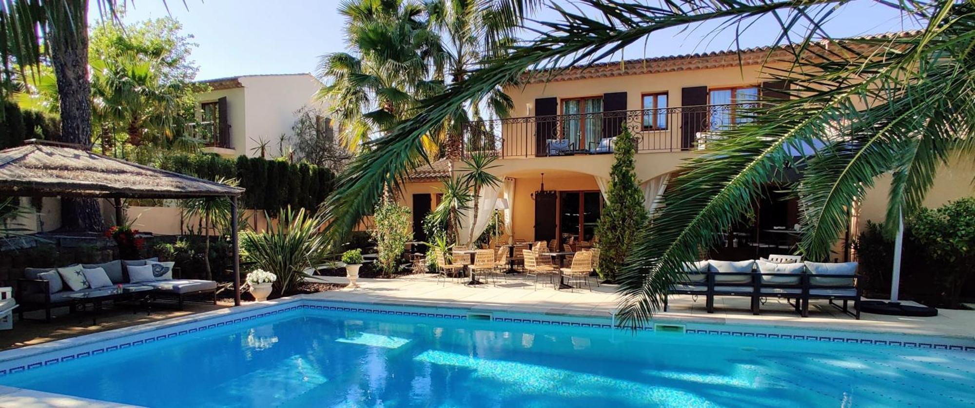 Maison Prestige Saint Tropez By Roberto Geissini Grimaud Exteriér fotografie